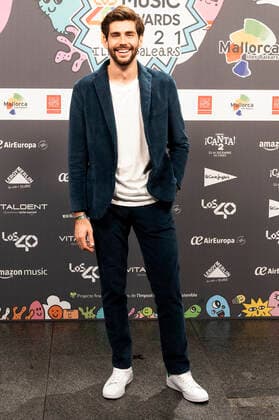 Alvaro Soler bei der Verleihung der LOS40 Music Awards 2021 im VelÃ²drom Illes Balears. Palma de Mallorca, 12.11.2021 Ãlvaro Soler
