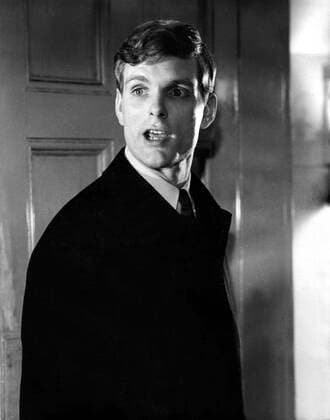 BUNNY LAKE IS MISSING BR 1965 BUNNY LAKE IS MISSING BR 1965 KEIR DULLEA Date: 1965. Strictly editorial use only in conjunction with the promotion of the film. Credit line mandatory. This image is copyright of the film company and is supplied under the terms of issue as film still. No commercial or book cover use permitted without prior consent from the film company.  Mandatory credit line: Courtesy Ronald Grant Mary Evans