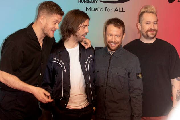 Dan Reynolds, Daniel Wayne Sermon, Ben McKee und Daniel Platzman von Imagine Dragons bei der Verleihung der MTV European Music Awards 2021 in der Laszlo Papp Sportarena. Budapest, 14.11.2021