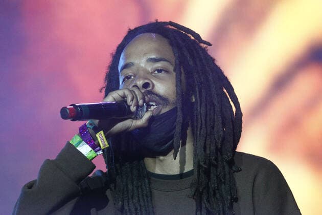 Day N Vegas Music Festival in Las Vegas, Earl Sweatshirt Konzert American rapper, songwriter, and record producer Earl Sweatshirt performs on stage during the Day N Vegas Music Festival at the Las Vegas Festival Grounds in Las Vegas, Nevada on Sunday, November 14, 2021.  LAV2021111471 JAMESxATOA