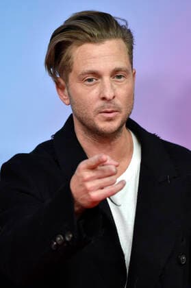 Ryan Tedder von OneRepublic bei der Verleihung der MTV European Music Awards 2021 in der Laszlo Papp Sportarena. Budapest, 14.11.2021