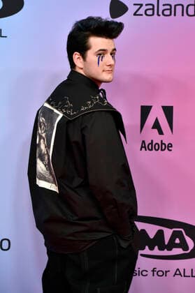 Gjon s Tears bei der Verleihung der MTV European Music Awards 2021 in der Laszlo Papp Sportarena. Budapest, 14.11.2021