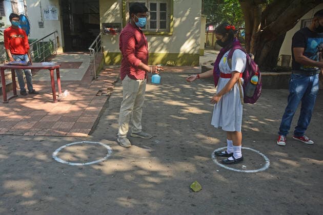 India: Schools reopen in West Bengal after 2 years due to Covid Students of IX, X, XI and XII will be allowed to attend face to face classes when schools reopen after a gap of almost two years due to the Covid-19 pandemic. Schools were shut for students since March-end last year following the pandemic and teaching was imparted on online mode. Kolkata West Bengal India Copyright: RahulxSadhukhan