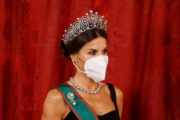 Entertainment Bilder des Tages Spain s Queen Letizia chairs a reception in honor of Italian President Sergio Mattarella and his daughter Laura Mattarella at the Royal Palace in Madrid, Spain, 16 November 2021. Mattarella is on an official two days visit to Spain. Italian President Sergio Mattarella visits Spain !ACHTUNG: NUR REDAKTIONELLE NUTZUNG!  Copyright: xJUANJOxMARTINx GRAF4145 20211116-be18897f89ba958a07031d6d2fb310c3a6e4593c