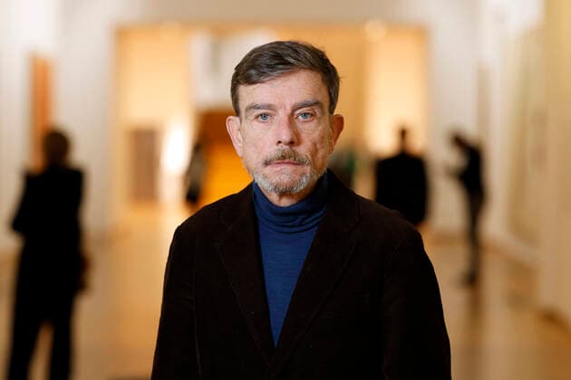 Marcel Odenbach beim Pressegespräch zur Verleihung des Wolfgang-Hahn-Preises 2021 im Museum Ludwig. Köln, 16.11.2021