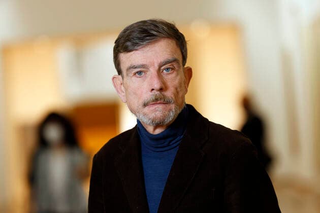 Marcel Odenbach beim Pressegespräch zur Verleihung des Wolfgang-Hahn-Preises 2021 im Museum Ludwig. Köln, 16.11.2021