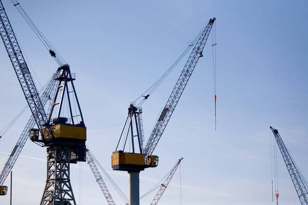 IMAGO Creative: Business, Inflation und Lieferketten Kraene, Deutschland, Hamburg, Hamburger Hafen cranes, Germany, Hamburg, Port of Hamburg BLWS656139 *** Kraene, Germany, Hamburg, Port of Hamburg cranes, Germany, Hamburg, Port of Hamburg BLWS656139 Copyright: xblickwinkel McPHOTO C.xAmmeringx