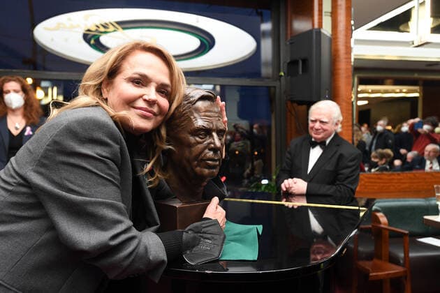 Czech actress Dagmar Havlova, widow of former Czech President Vaclav Havel, poses with his bust, on November 17, 2021, in Cafe Slavia, Prague, Czech Republic, on the occasion of the 32nd anniversary of the Velvet Revolution. (CTKxPhoto KaterinaxSulova) CTKPhotoP2021111707411  suk001A