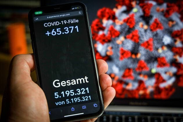 Coronavirus in Deutschland - Covid-19-Dashboard des Robert Koch-Institut 18.11.2021: Robert Koch-Institut: 7-Tage-Inzidenz 336,9. 7-Tage-Fallzahl 280.161. COVID-19-Fälle 5.195.321. Zugang um 65.371 gegenüber dem Vortag. COVID-19-Todesfälle 98.538. Zugang um 264 gegenüber dem Vortag.