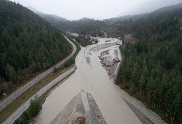 November 18, 2021, Coquihalla highway, BC, CANADA: Damage caused by heavy rains and mudslides earlier in the week is pictured along the Coquihalla Highway near Hope, B.C., Thursday, November 18, 2021. Coquihalla highway CANADA  - ZUMAc35_ 20211118_zaf_c35_073 Copyright: xJonathanxHaywardx