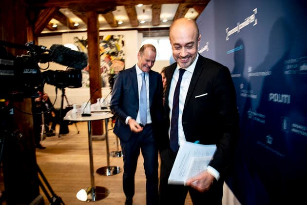 Sundhedsminister Magnus Heunicke (S) ved briefing med status paa COVID-19-situationen i Eigtveds Pakhus i Koebenhavn fredag den 19. november 2021.. , Copenhagen Copyright: NILSxMEILVANG NilsxMeilvangx cop104 spdk20211119-150936-L