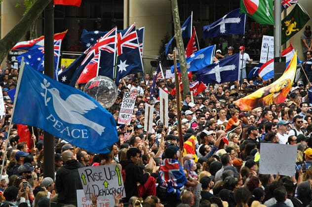 COVID19 FREEDOM RALLY SYDNEY, People participate in The Worldwide Rally for Freedom protest against mandatory vaccinations and lockdown measures in Sydney, Saturday, November 20, 2021. The Worldwide Rally for Freedom is a day of rallies purportedly for freedom across many countries, including Australia. ( NO ARCHIVING, EDITORIAL USE ONLY, NO USE IN BOOKS WITHOUT CONSENT SYDNEY NSW AUSTRALIA  Copyright: xSTEVENxSAPHOREx 20211120001598427212