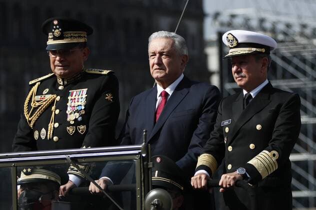 Mexican President Andres Manuel Lopez Obrador (c) with National Defense secretary Luis Cresencio Sandoval (L) and Navy secretary Jose Rafael Ojeda Duran (R) attend a military parade commemorating the 111 anniversary of the Revolution, in Mexico City, Mexico, 20 November 2021. Mexico commemorates the 111 Revolution anniversary with a military parade !ACHTUNG: NUR REDAKTIONELLE NUTZUNG!  Copyright: xJoséxMéndezx MEX7308 20211120-1f093410b8dee175b045a319df5b268f72ccba60