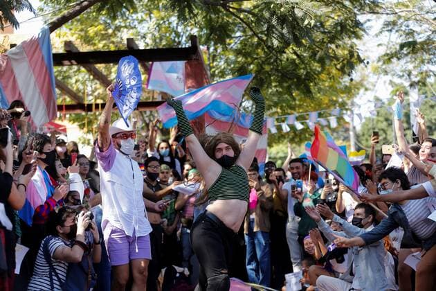 Members and supporters of the LGBT community protest within the framework of the International Trans Memory Day, in Guadalajara, Jalisco state, Mexico, 20 November 2021. The Mexican trans community demonstrated this Saturday, International Trans Memory Day, amid a wave of transphobic violence in the second country with the most hate murders in Latin America. Trans community in Mexico marches amid wave of transphobic violence !ACHTUNG: NUR REDAKTIONELLE NUTZUNG!  Copyright: xFranciscoxGuascox MEX7385 20211120-50c36d78fc5562f1042ed45cecf31314d7138231