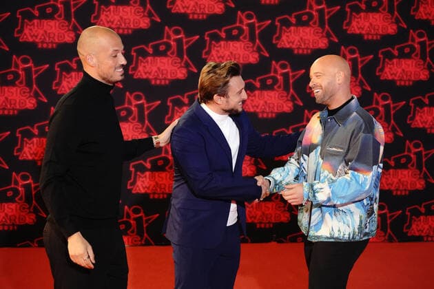 carlito - McFly - Franck Gastambide CELEBRITES : NRJ Music Awards - Cannes - 20 11 2021 NorbertScanella Panoramic 