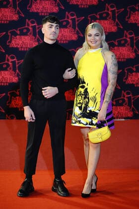 Florian Rossi - Louane Emera CELEBRITES : NRJ Music Awards - Cannes - 20 11 2021 NorbertScanella Panoramic 