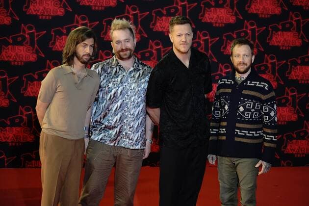 Daniel Wayne Sermon - Daniel Platzman - Dan Reynolds - Ben McKee - Imagine Dragons CELEBRITES : NRJ Music Awards - Cannes - 20 11 2021 NorbertScanella Panoramic 