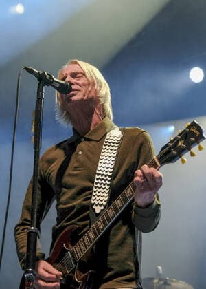 November 22, 2021, Southampton, United Kingdom: Paul Weller, born John William Weller, English singer-songwriter and musician, former member of new wave mod revival band The Jam, performs live on stage at the O2 Guildhall Southampton. Southampton United Kingdom - ZUMAs197 20211122_zaa_s197_088 Copyright: xDawnxFletcher-Parkx