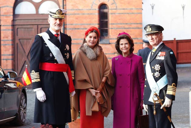 24-11-2021 Sweden Queen Letizia, King Felipe, King Carl Gustaf, Queen Silvia at the official welcome ceremony at the Royal Palace in Stockholm, Sweden. Â  Copyright: xPPEx