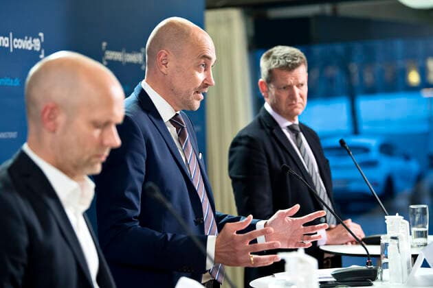 Henrik Ullum Statens Seruminstitut, Sundhedsminister Magnus Heunicke og Soeren Brostroem Sundhedsstyrelsen. Sundhedsministeriet holder pressemoede i Eigtveds Pakhus om COVID-19-situationen onsdag den 24. november 2021.. , Copenhagen Copyright: NILSxMEILVANG NilsxMeilvangx COP110 spdk20211124-174554-L