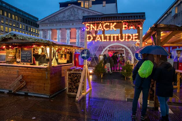 Illustration picture shows the opening of the 20th edition of Winterpret - Plaisirs d Hiver , the Christmas Market in the Brussels city center, Friday 26 November 2021.  NICOLASxMAETERLINCK 3144087