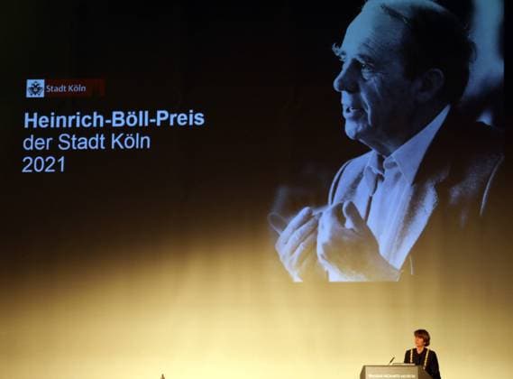 Verleihung Heinrich-Böll-Preis 2021 Wallraff-Richartz-Museum Köln Deutschland 26.11.2021 Oberbürgermeisterin Henriette Reker