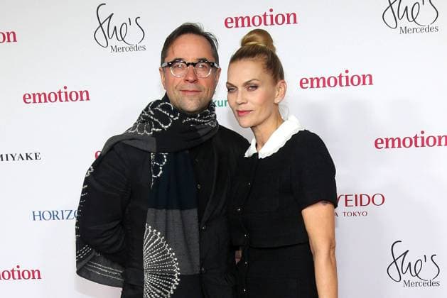 Jan Josef Liefers und Anna Loos bei der Verleihung vom Emotion Award am 26.11.2021 in Hamburg Emotion Award 2021 in Hamburg