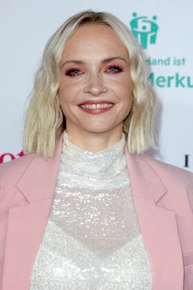 Janin Ullmann bei der 10. Verleihung des EMOTION Award 2021 im Curio Haus. Hamburg, 26.11.2021