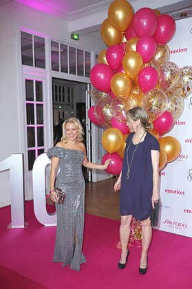 Nova Meierhenrich und Mareike Fell bei der 10. Verleihung des EMOTION Award 2021 im Curio Haus. Hamburg, 26.11.2021