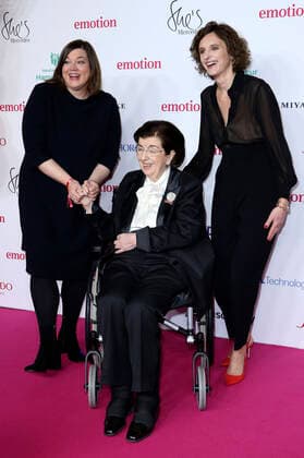 Katharina Fegebank, Lore Maria Peschel-Gutzeit und Katarzyna Mol-Wolf bei der 10. Verleihung des EMOTION Award 2021 im Curio Haus. Hamburg, 26.11.2021