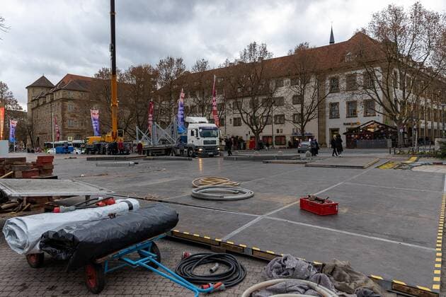Stuttgart Themenbilder: Abbau von Stuttgarter Weihnachtsmarkt, 27.11.2021, Themenbilder: Abbau von Stuttgarter Weihnachtsmarkt, 27.11.2021, Copyright: xDROFITSCH EIBNERx EP_ddh