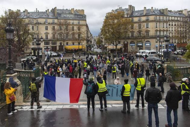 Demonstration against the Health Pass in Paris. The procession started from the Place de la Bataille de Stalingrad and ended on the Place Franz Liszt in front of the Saint Vincent-de-Paul church.  MarynexDjourix xLexPictorium LePictorium_0256059