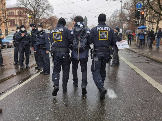 November 28, 2021, Munich, Bavaria, Germany: Munich police detain Corona deniers who refused to comply with requests to distance and wear masks. Despite southern Bavaria being in the clutches of a brutal fourth wave and beingnonnthe cusp of a Delta and Omicron Winter, Corona deniers from throughout Germany banded together without respecting any of the infection control regulations to memorialize disgraced former police officer and conspiracy theorist Karl Hilz who died after being reported by those in his circles as a pneumonia . Since Hilz s death, numerous grifters from the Querdenker scene with little to no connection to him have claimed knowing him and have even tried to raise funds in his name. Munich Germany - ZUMAb160 20211128_zbp_b160_001 Copyright: xSachellexBabbarx