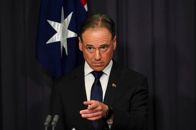 GREG HUNT COVID19 OMICRON PRESSER, Australian Health Minister Greg Hunt speaks to the media during a press conference at Parliament House in Canberra, Monday, November 29, 2021. ( NO ARCHIVING, EDITORIAL USE ONLY, NO USE IN BOOKS WITHOUT CONSENT CANBERRA ACT AUSTRALIA  Copyright: xLUKASxCOCHx 20211129001601246723