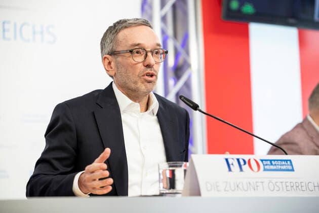 Wien: FPÖ Presskonferenz zum Thema ,,Aktuelle Entwicklungen in der Corona-Politik