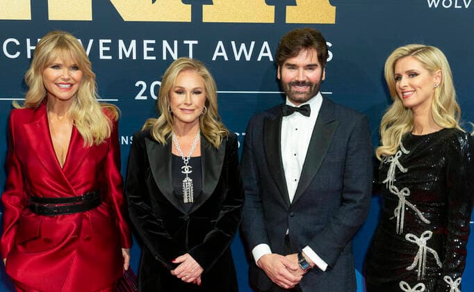 NY: 2021 FN Achievement Awards Christie Brinkley, Kathy Hilton, Michael Atmore, Nicky Hilton attend 2021 Footwear News Acheivement Awards at Casa Cipriani South Seaport New York New York United States Copyright: LevxRadin