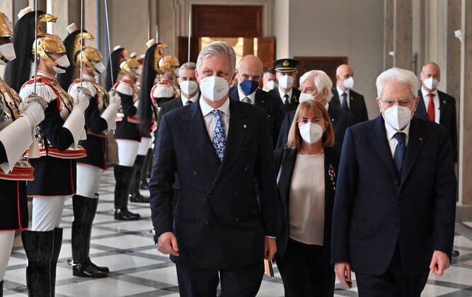 King Philippe - Filip of Belgium and President of Italy Sergio Mattarella pictured during a diplomatic meeting at the Palazzo del Quirinale palace, during a one day state visit to Italy, Wednesday 01 December 2021 in Rome. The Royal trip was brought back from a three day visit to one day, due to the Covid-19 crisis.  POOLxDIRKxWAEM 3146906
