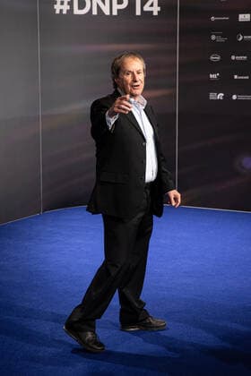 03.12.2021. Düsseldorf. Verleihung des 14. Deutschen Nachhaltigkeitspreises. Hier: Sänger Chris de Burgh. Düsseldorf Martim Hotel Nordrhein-Westfalen Deutschland