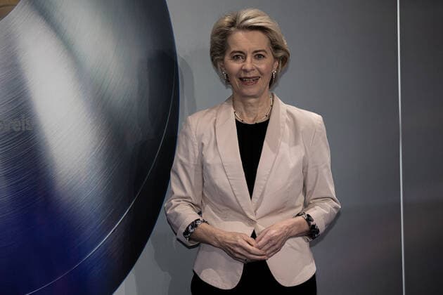03.12.2021. Düsseldorf. Verleihung des 14. Deutschen Nachhaltigkeitspreises. Hier: Dr. Ursula von der Leyen. Düsseldorf Martim Hotel Nordrhein-Westfalen Deutschland