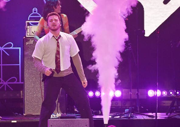 December 3, 2021, Inglewood, CA, USA: INGLEWOOD, CALIFORNIA - DECEMBER 03: Bazzi performs onstage during 102.7 KIIS FM s Jingle Ball 2021 Presented By Capital One at The Forum on December 03, 2021 in Inglewood, California. Inglewood USA - ZUMAs181 20211203_zea_s181_026 Copyright: xImagespacex