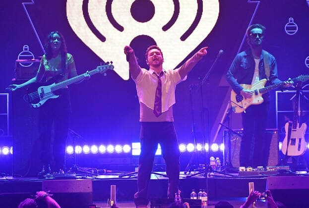December 3, 2021, Inglewood, CA, USA: INGLEWOOD, CALIFORNIA - DECEMBER 03: Bazzi performs onstage during 102.7 KIIS FM s Jingle Ball 2021 Presented By Capital One at The Forum on December 03, 2021 in Inglewood, California. Inglewood USA - ZUMAs181 20211203_zea_s181_035 Copyright: xImagespacex