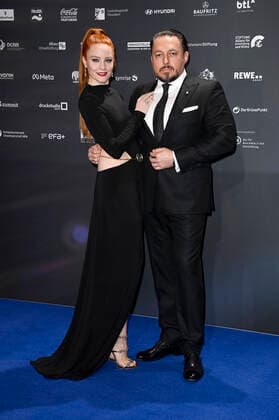 Barbara Meier mit Ehemann Klemens Hallmann bei der Verleihung des 14. Deutschen Nachhaltigkeitspreises 2021 im Maritim Hotel. Düsseldorf, 03.12.2021