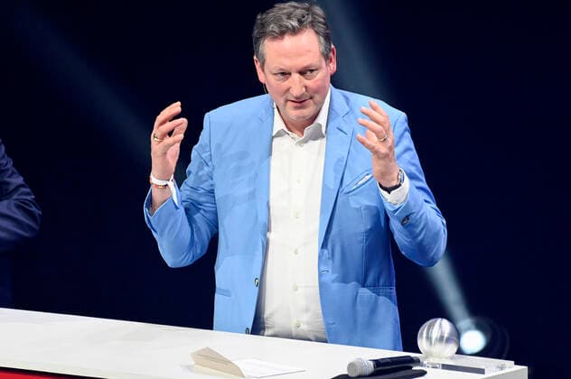 Eckart von Hirschhausen bei der Verleihung des 14. Deutschen Nachhaltigkeitspreises 2021 im Maritim Hotel. Düsseldorf, 03.12.2021