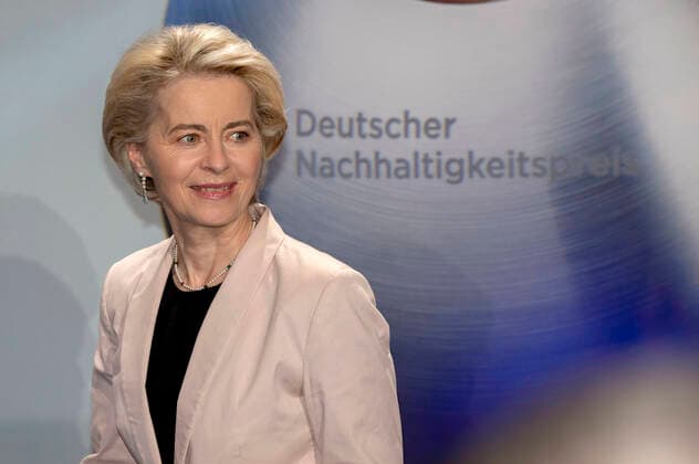 Ursula von der Leyen bei der Verleihung des 14. Deutschen Nachhaltigkeitspreises 2021 im Maritim Hotel. Düsseldorf, 03.12.2021