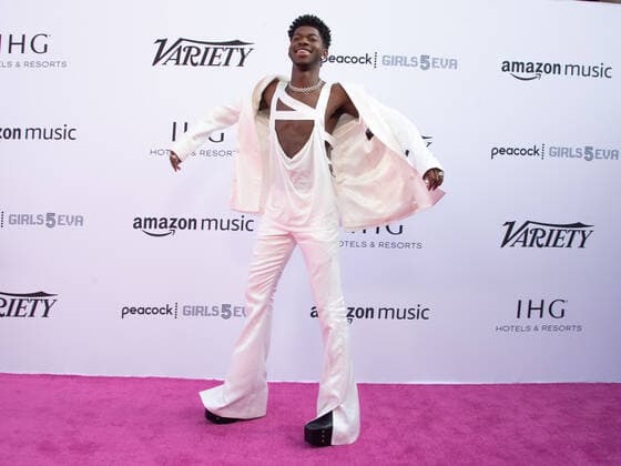 04 December 2021 - Los Angeles, California - Lil Nas X. 2021 Variety Hitmakers Brunch Presented by Peacock Girls5eva Los Angeles USA - ZUMAa123 20211204_zaa_a123_048 Copyright: xBillyxBennightx