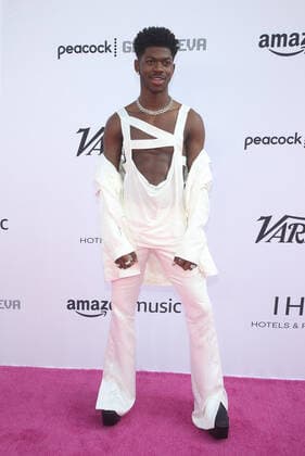 Variety Hitmakers presented by Peacock Girls5eva Featuring: Lil Nas X Where: Los Angeles, California, United States When: 04 Dec 2021 Credit: Faye s Vision Cover Images Copyright: xx 50966446 EDITORIAL USE ONLY. NOT FOR USE BY NEWSPAPERS BASED IN THE UK.
