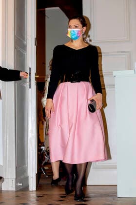 05-12-2021 Princess Victoria receive a signed print of the book Amitie written for the 50 years old anniversary during the reception of the Swedish Institute for its 50 years old anniversary in Paris on the 1st day of the 3 day visit to Paris, France. Â  Copyright: xPPEx