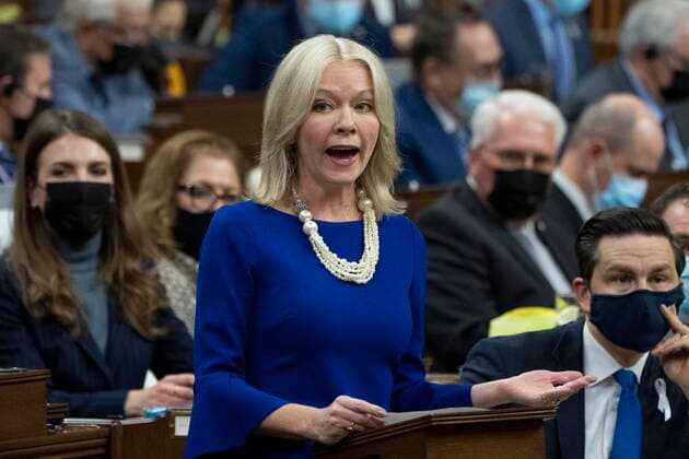 December 6, 2021, Ottawa, ON, Canada: Conservative House leader Candice Bergen rises during Question Period, Monday, December 6, 2021 in Ottawa. Ottawa Canada  - ZUMAc35_ 20211206_zaf_c35_044 Copyright: xAdrianxWyldx