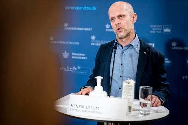 Administrerende direktoer hos Statens Serum Institut Henrik Ullum under pressebriefing om status paa epidemien, Omikron-varianten, smitteopsporing og test-kapaciteten, i Eigtveds Pakhus i Koebenhavn, tirsdag den 7. december 2021. , Copenhagen Denmark Copyright: RitzauxScanpix MadsxClausxRasmussenx cop105 spdk20211207-172816-L