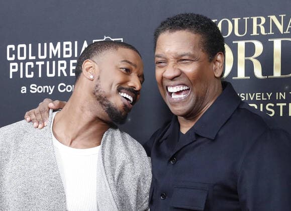 Bilder des Jahres 2021, Entertainment 12 Dezember Entertainment Themen der Woche KW49 Entertainment Bilder des Tages Michael B. Jordan and Denzel Washington arrive on the red carpet at the world premiere of A Journal For Jordan at AMC Lincoln Square Theater on Thursday, December 09, 2021 in New York City.  NYP20211209198 JOHNxANGELILLO